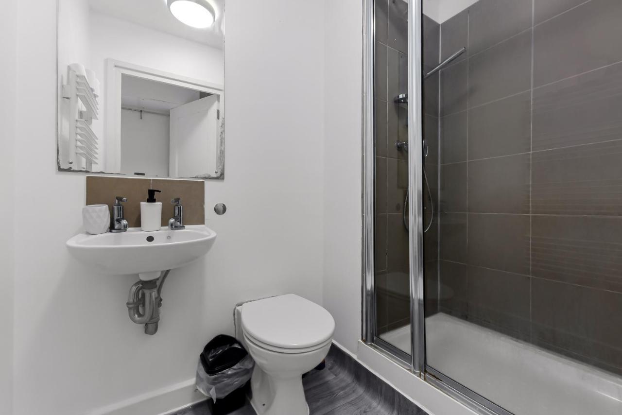 Spacious 2 Bedroom Apartment In Ealing Broadway Extérieur photo