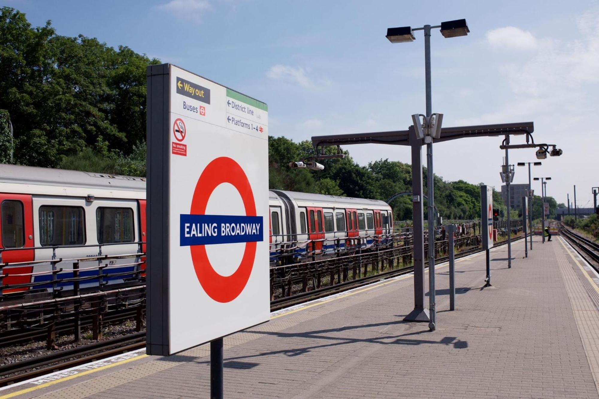 Spacious 2 Bedroom Apartment In Ealing Broadway Extérieur photo